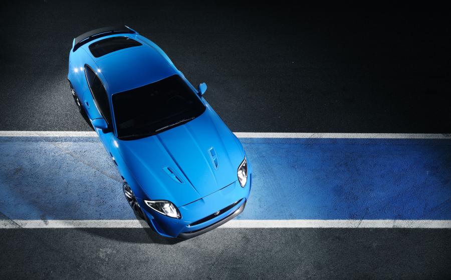  Jaguar XKR-S 2011 года  (фото 16 из 35)